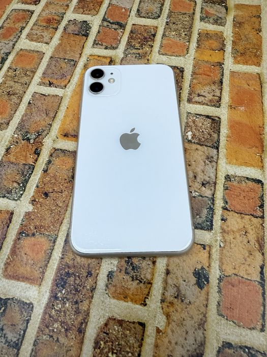 Iphone 11 128gb neverlock White Global 180$