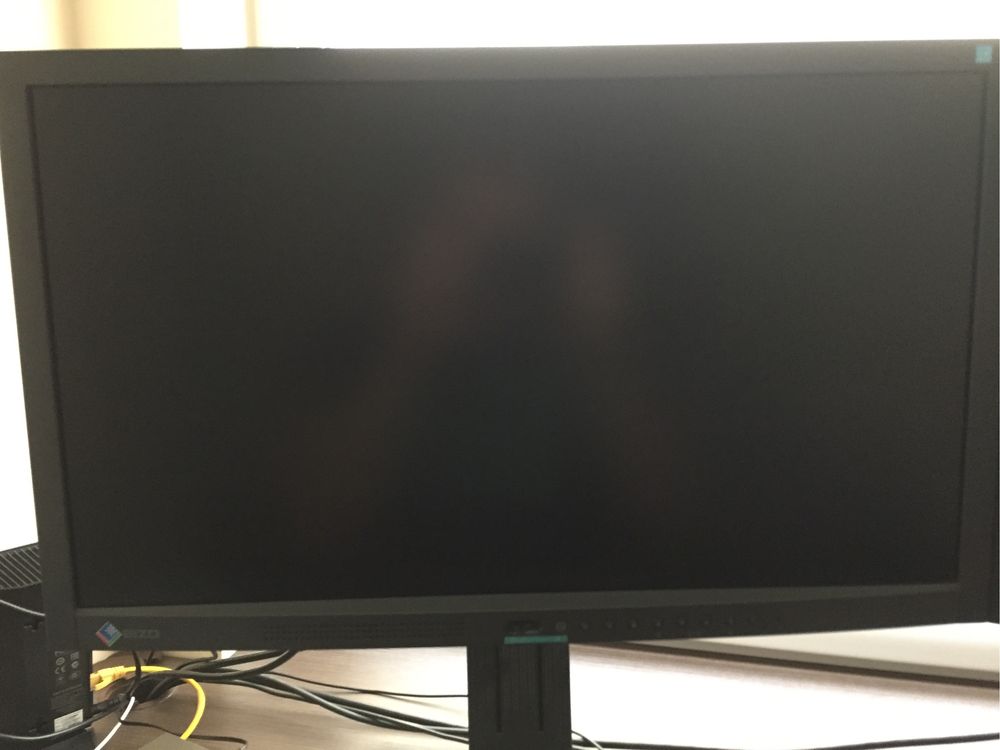 2 monitory 23” Eizo EV2333W czarne