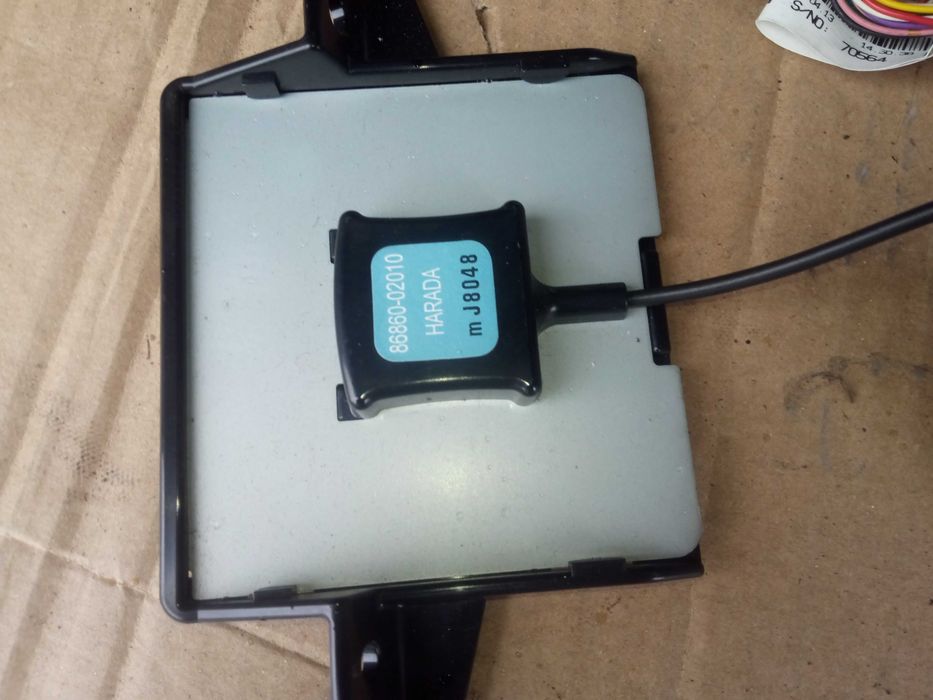 toyota AURIS II 13-15 moduł nawigacji antena gps kabel usb