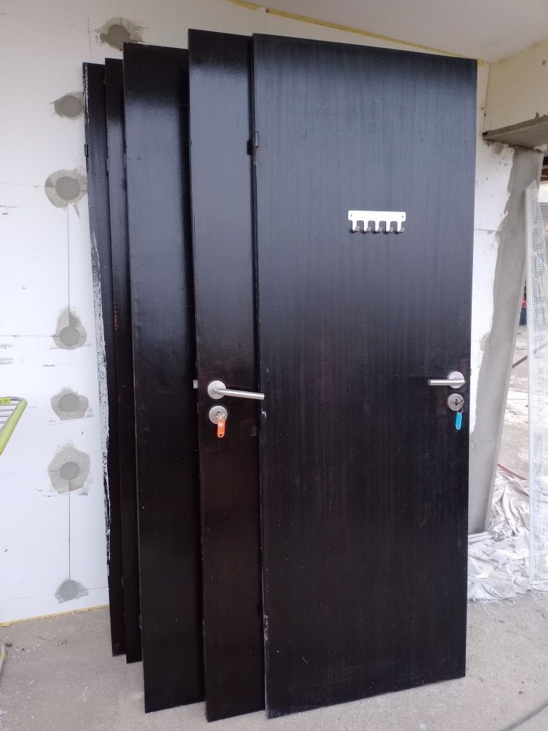 Vendo portas com fechadura