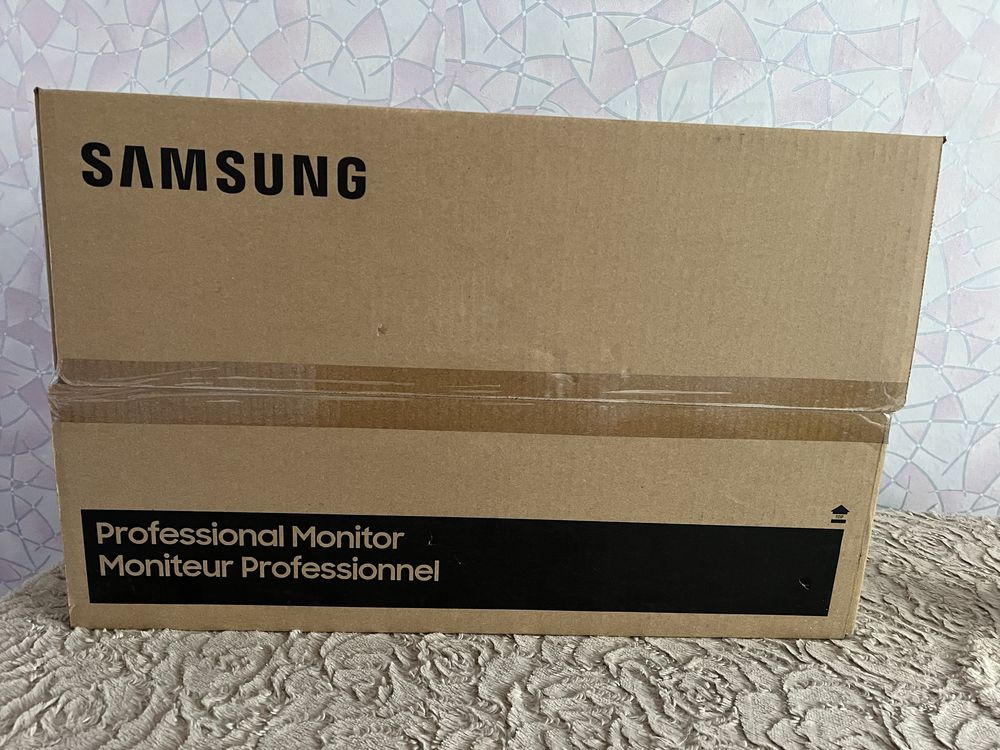 Монітор  24'' Samsung SR65 ( S24R650FDI ) Full HD 75Hz