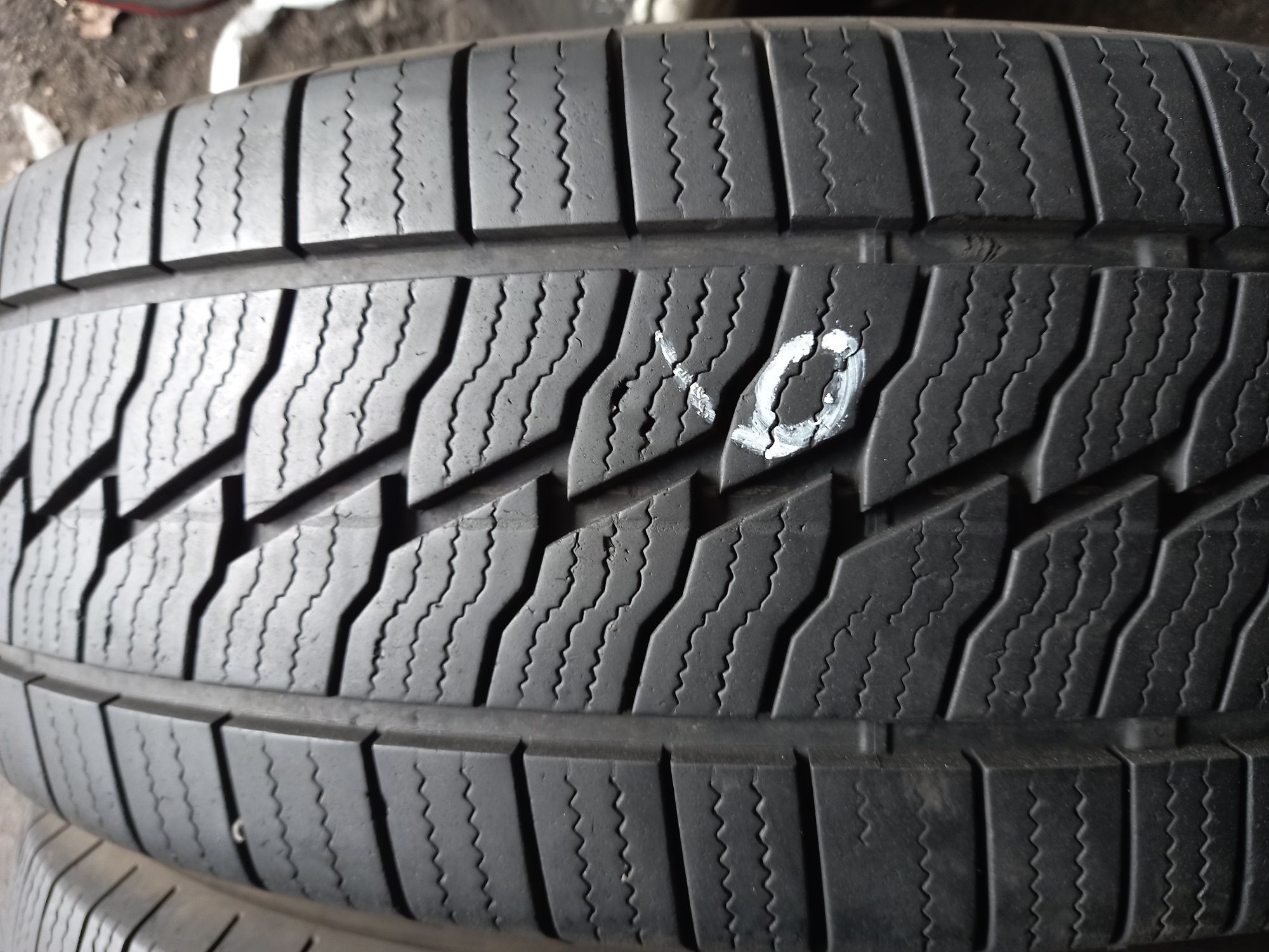Opony używane 215/65/16c Firestone 2x6 mm 2021