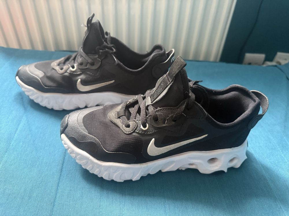 Nike react, 37,5, stsn jak nowe