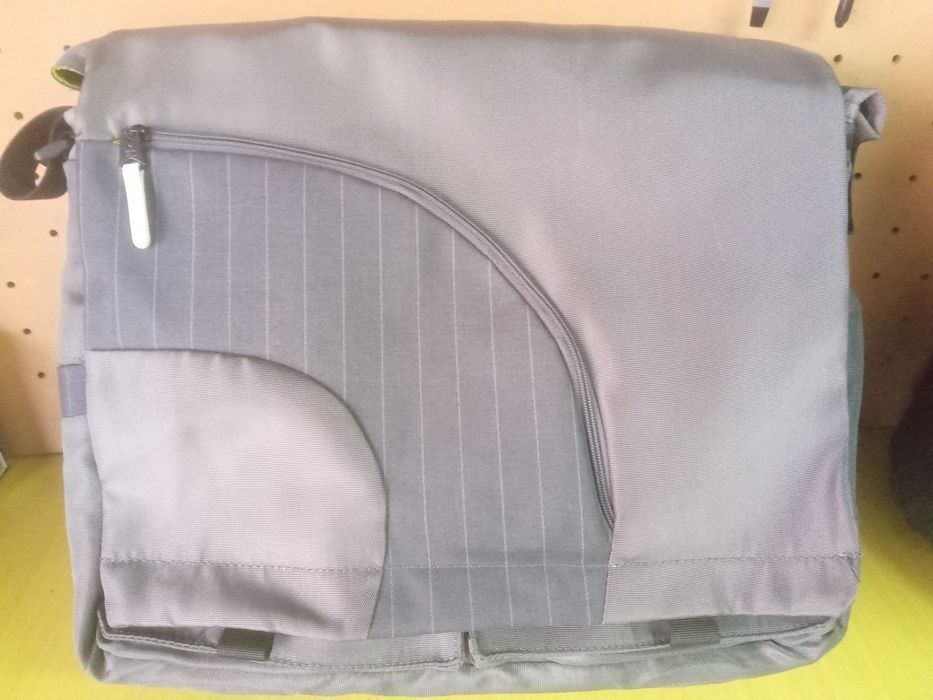 Bolsa Tiracolo grande como nova