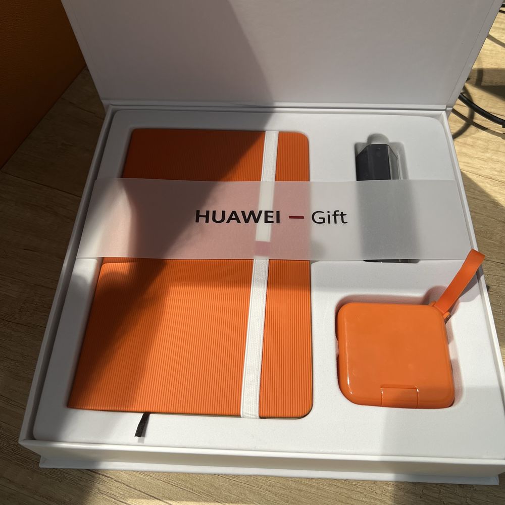 Huawei - Gift BOX
