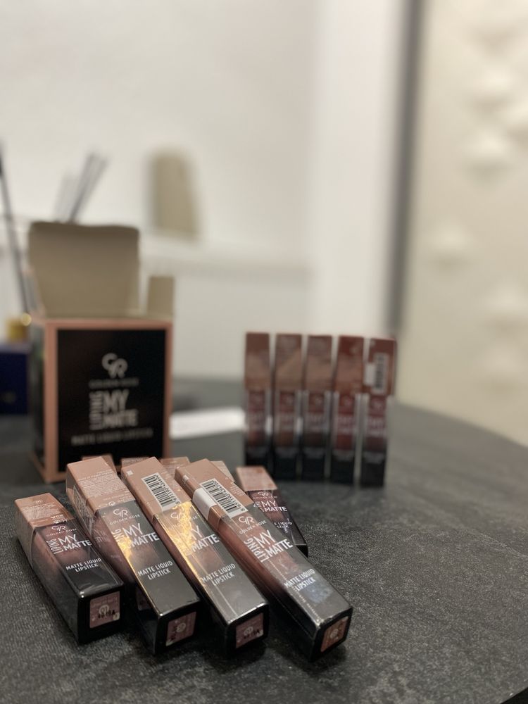 помада рідка матова Golden Rose.Олівці для губ Golden Rose.Голден Роуз