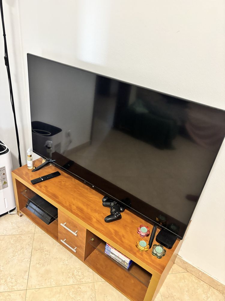 Xiaomi Mi TV P1 55” — para peças (com caixa)