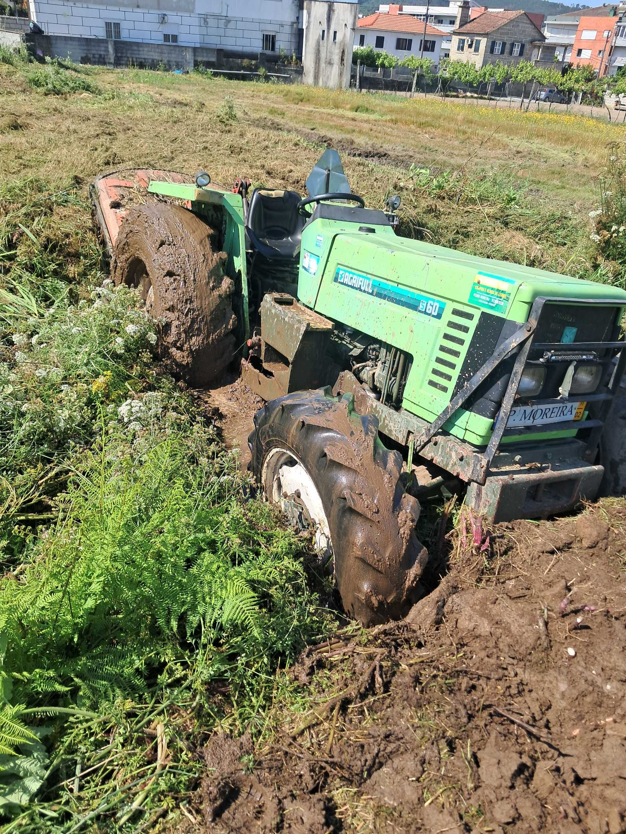 vendo agrifull 60s com frontal e alfaias