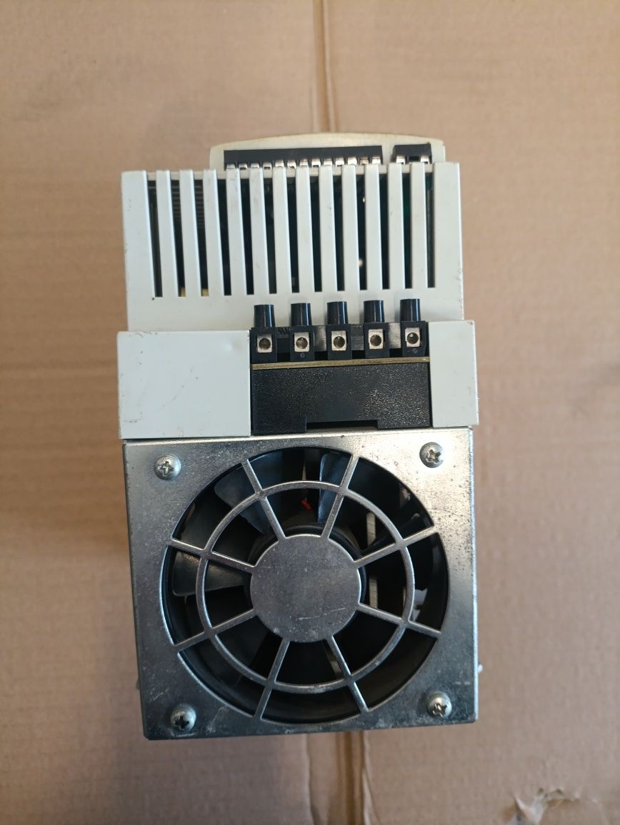 Частотний перетворювач 4 kW, 3 фази