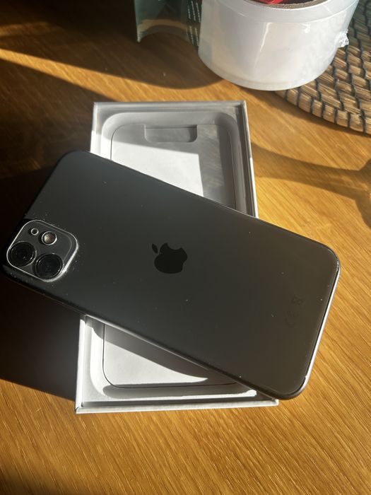 iPhone 11 128GB – czarny, sprawny i zadbany!