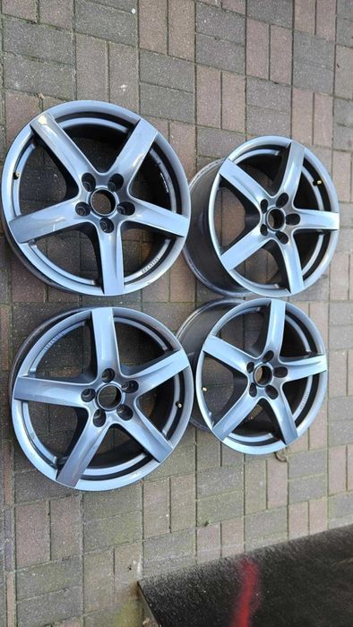felgi aluminiowe 5x114,3  r18 et40 8j otwór 67.1 mitsubishi