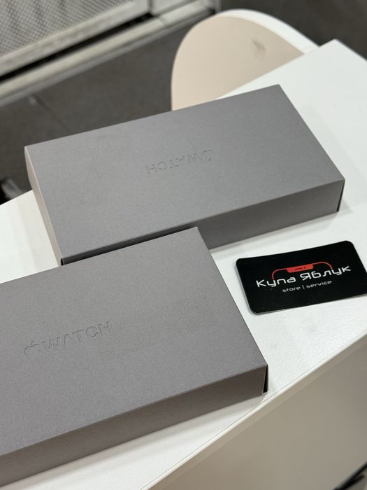 Open Box Apple Watch ULTRA 2 2024 Black Trail Loop