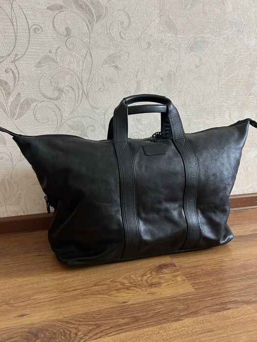 Шкіряна дорожня сумка Tumi