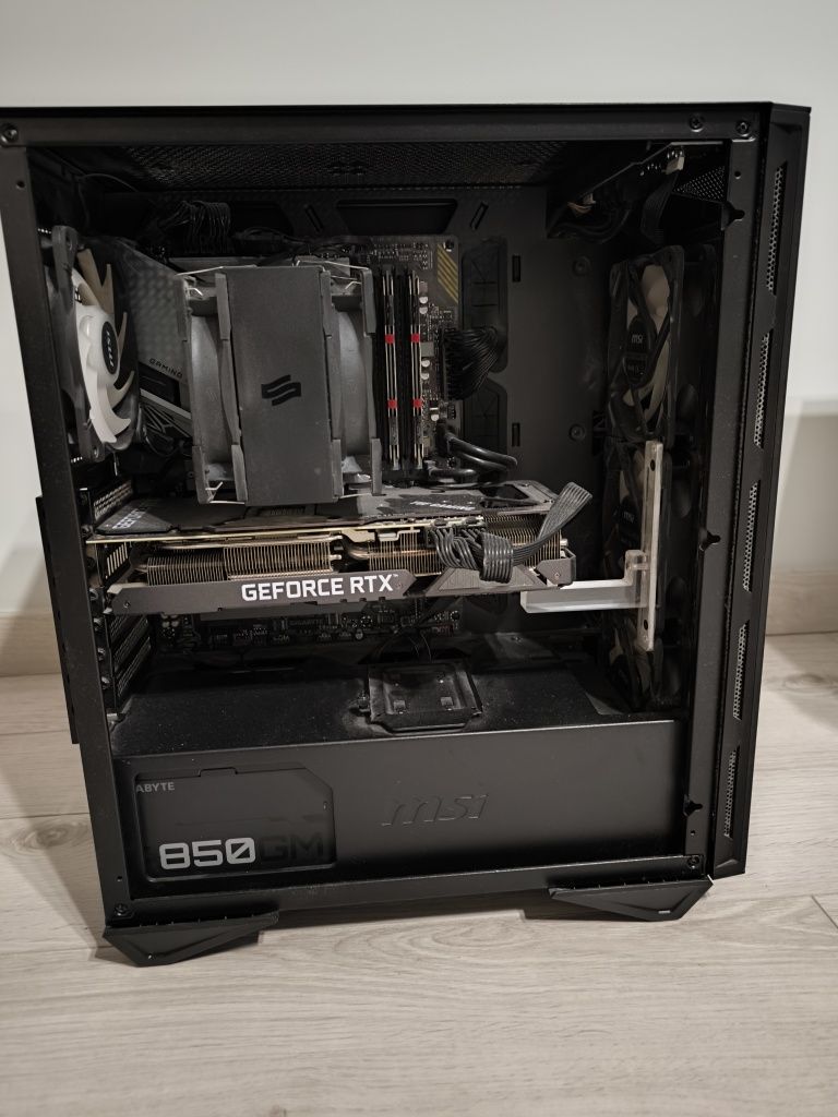 Sprzedam Komputer Game X G700 Core i7-11700K 32 GB RTX 3080 Ti 1 TB