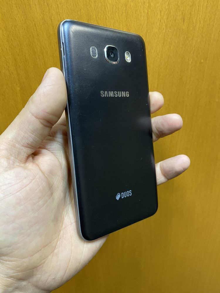Samsung j710 екран