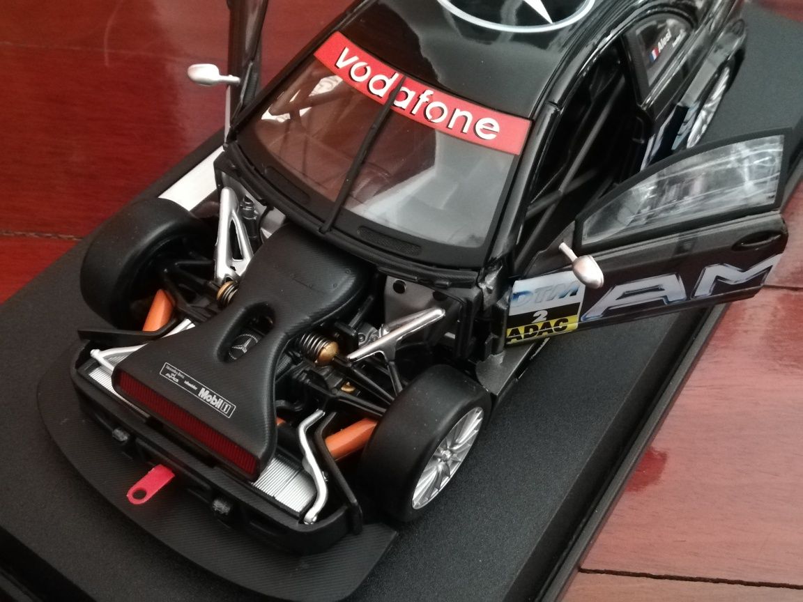 PROMO: 1:18 Mercedes AMG CLK DTM - como NOVO