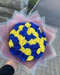 Букет з атласних стрічок