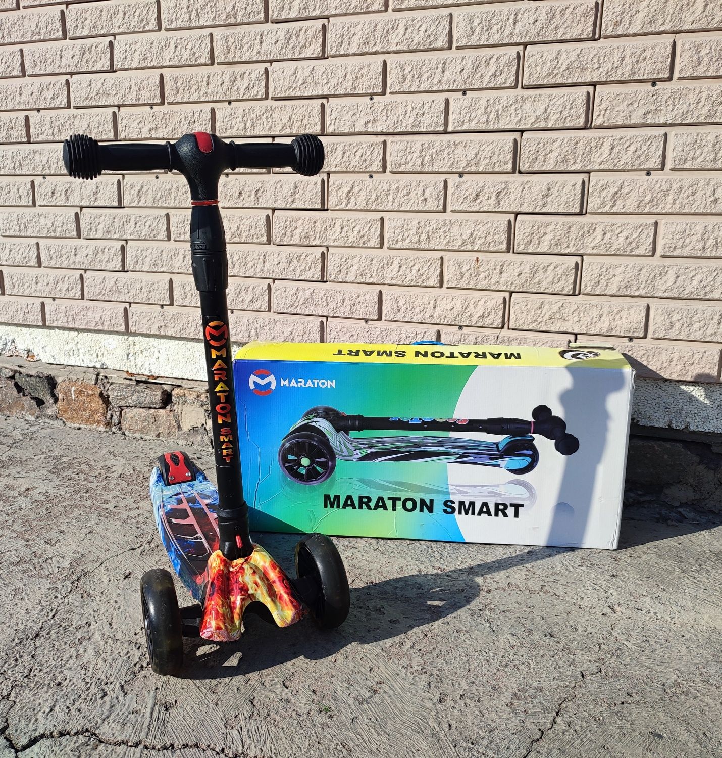 Самокат дитячий триколісний Maraton smart