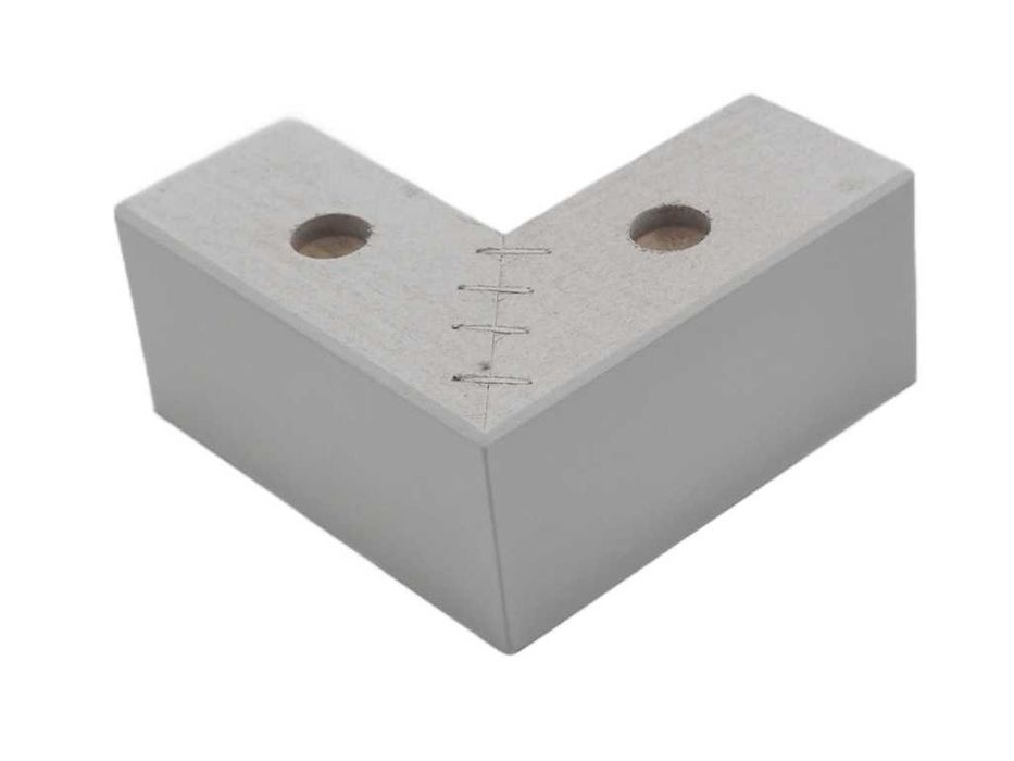 Drewniana noga meblowa NAROŻNA H=4,5 cm L=10 cm cm buk kolor