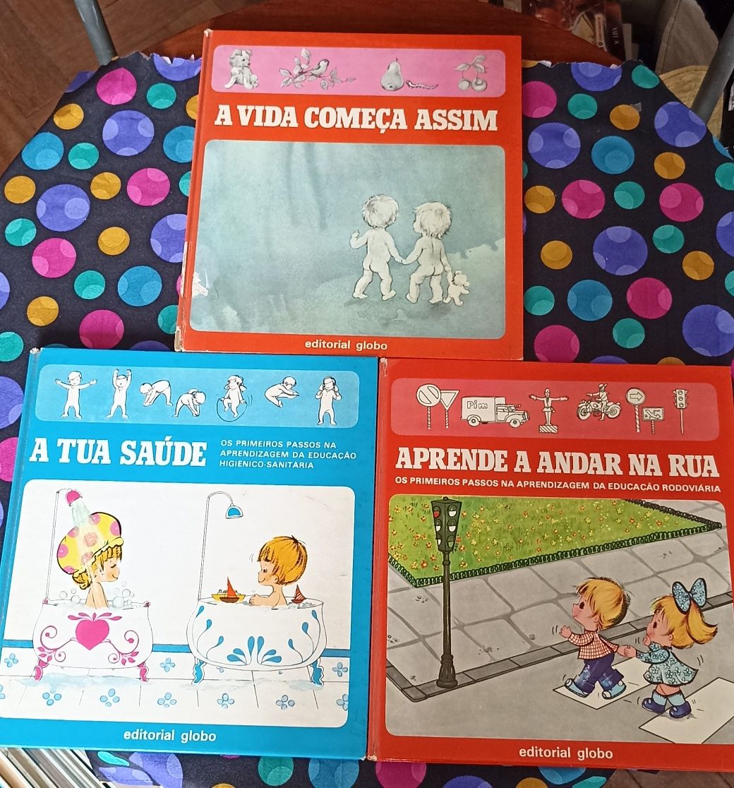 Livros infantis e juvenis didáticos