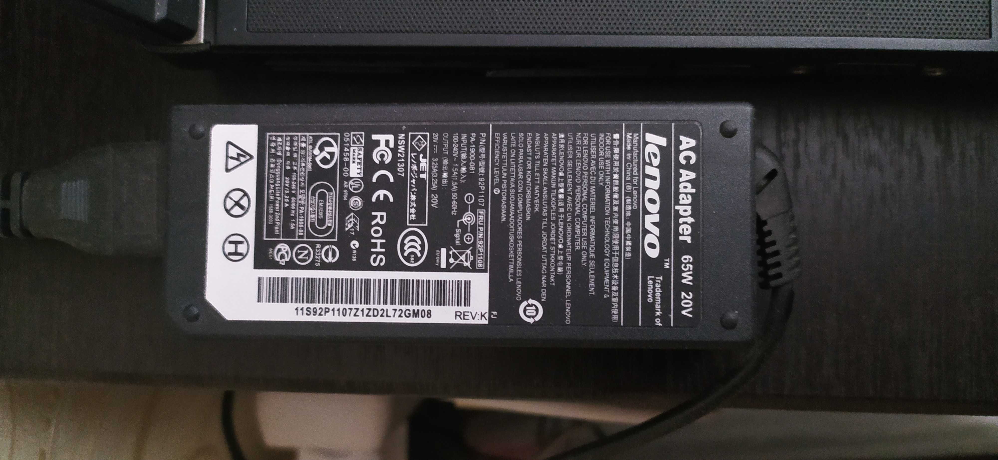 Ноутбук LENOVO ThinkPad T52015.6 i5, с сумкой для ноутбука в комплекте