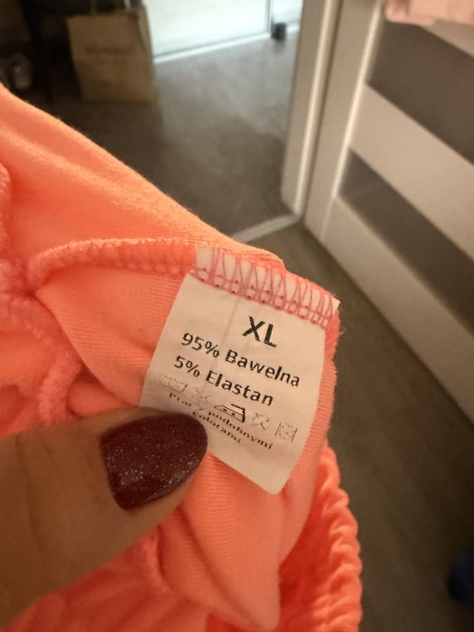 Dres welurowy damski