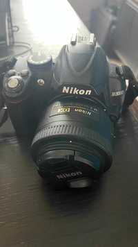 Máquina Fotográfica Nikon D3000 + AF-S F18-55mm + AF-S DX F35mm