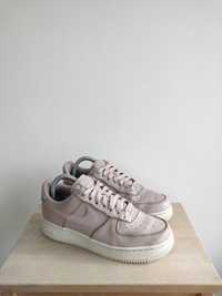 Sneakersy damskie różowe Nike Air Force 1 Low Particle Rose rozmiar 39