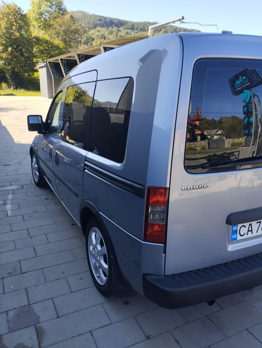 Продам Опель Комбо