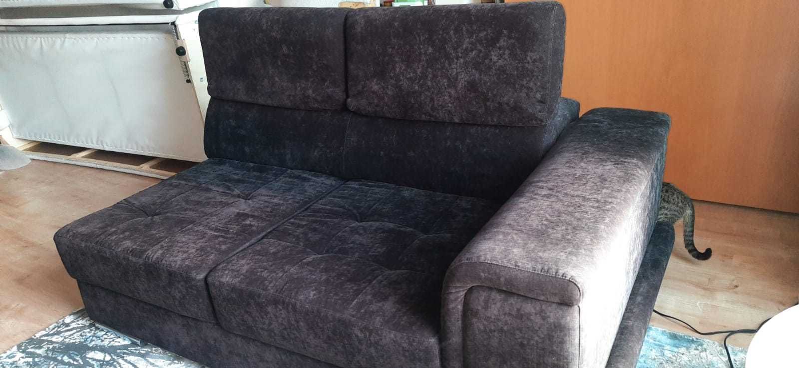 Sofá em L com Chaise Long