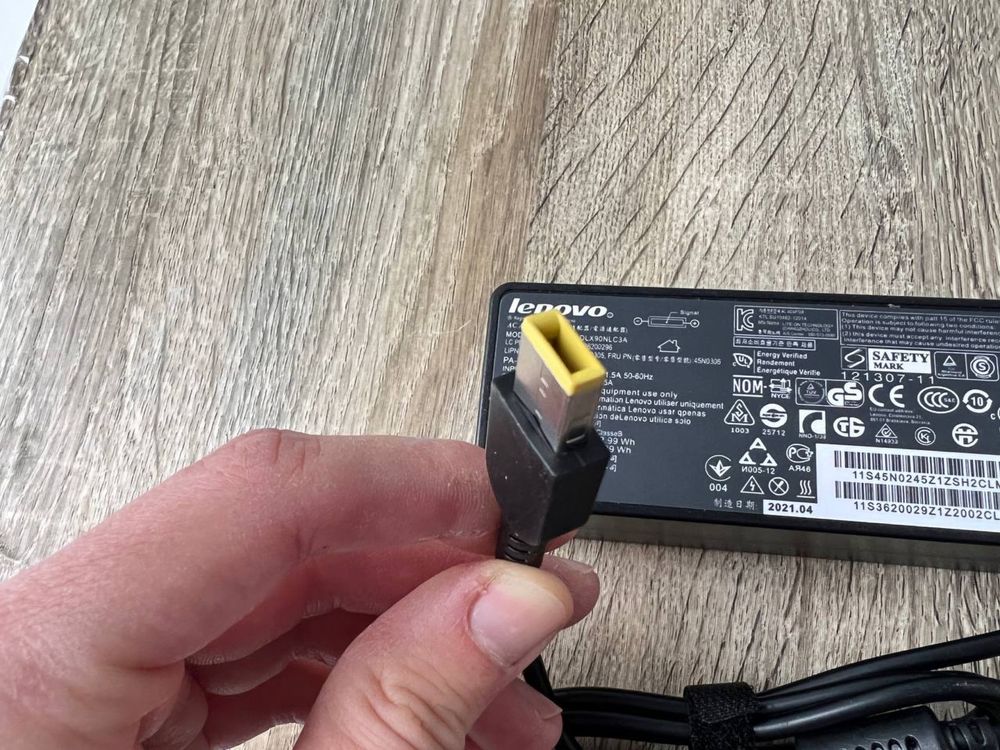 Оригінал зарядка леново USB-pin Lenovo 20V 4.5A 90W блок живлення юсб
