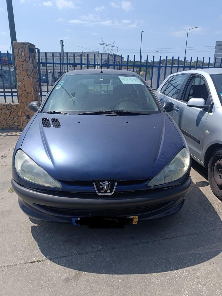 Vendo Peugeot 206 ano 2000 com espeção em dia