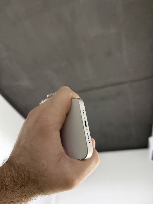 Apple iphone 13 256 gb білий як новий айфон 13