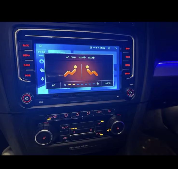 Автомагнитола штатна Фольсваген Шкода Сеат MEKEDE для Volkswagen 2/32