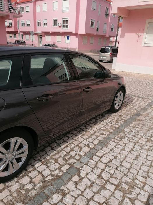 Peugeot 308 em ótimo estado