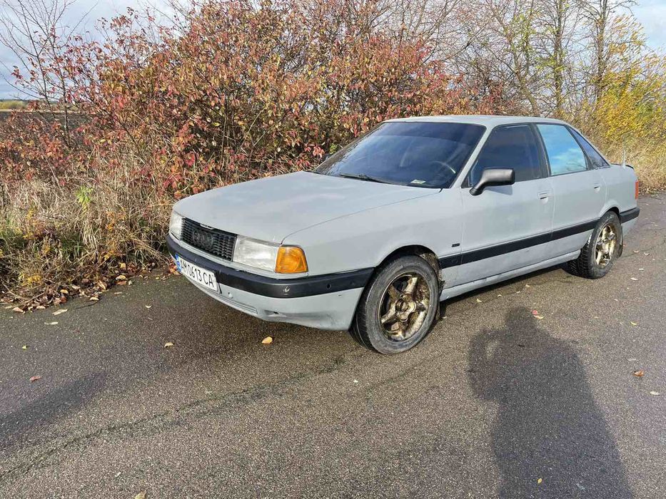 Продам   Audi 80 1.8 газ БЕЗ ТОРГУ