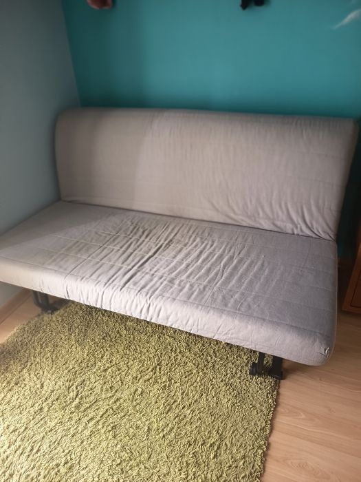 Sofá  cama com corbertura