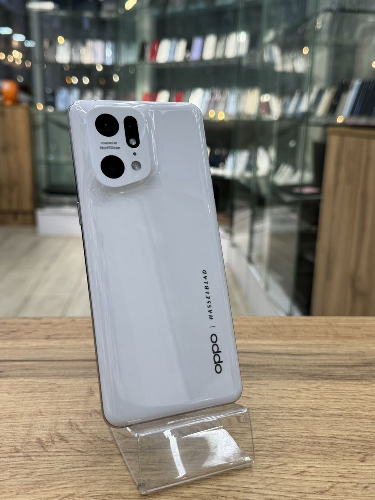 Oppo find x5 pro 256gb 400$