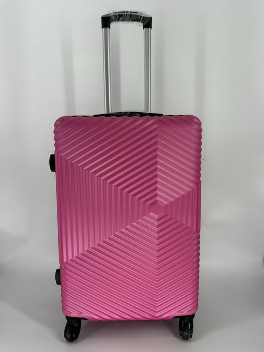 Nowa walizka średnia - Galanteria Matejko