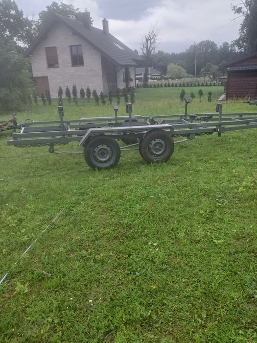 Przyczepa podlodziowa ,wózek slipowy typu SAM.do łodzi 6 _8 m