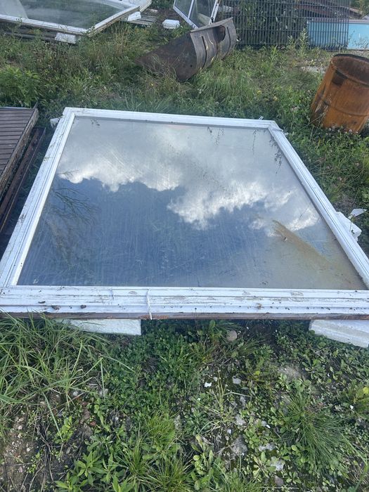 Dwa duze okna witryny 2 szybowe drewno