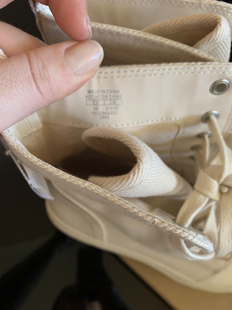 Котонові ботінки Pull & Bear,весна -літо ,39рр.