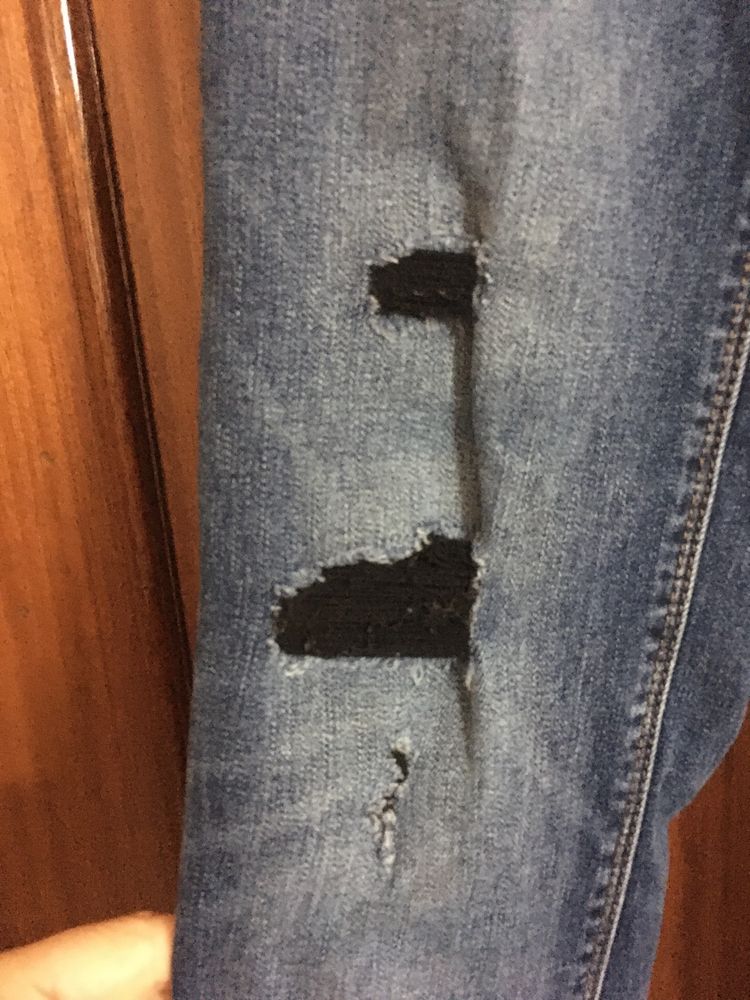 Calça de ganga tam 32 nova