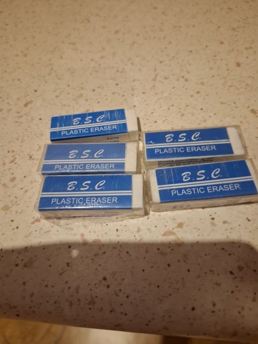 Gumki do ścierania .