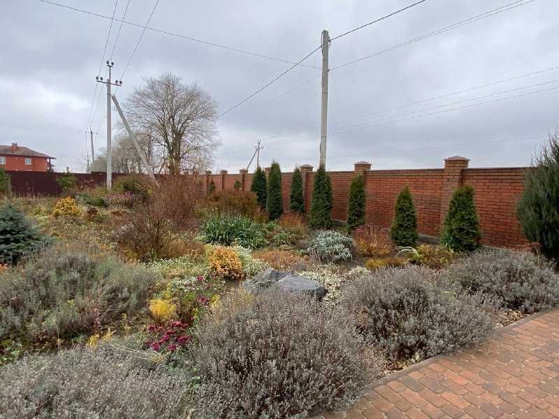 Продаж будинку у Грузевиці.