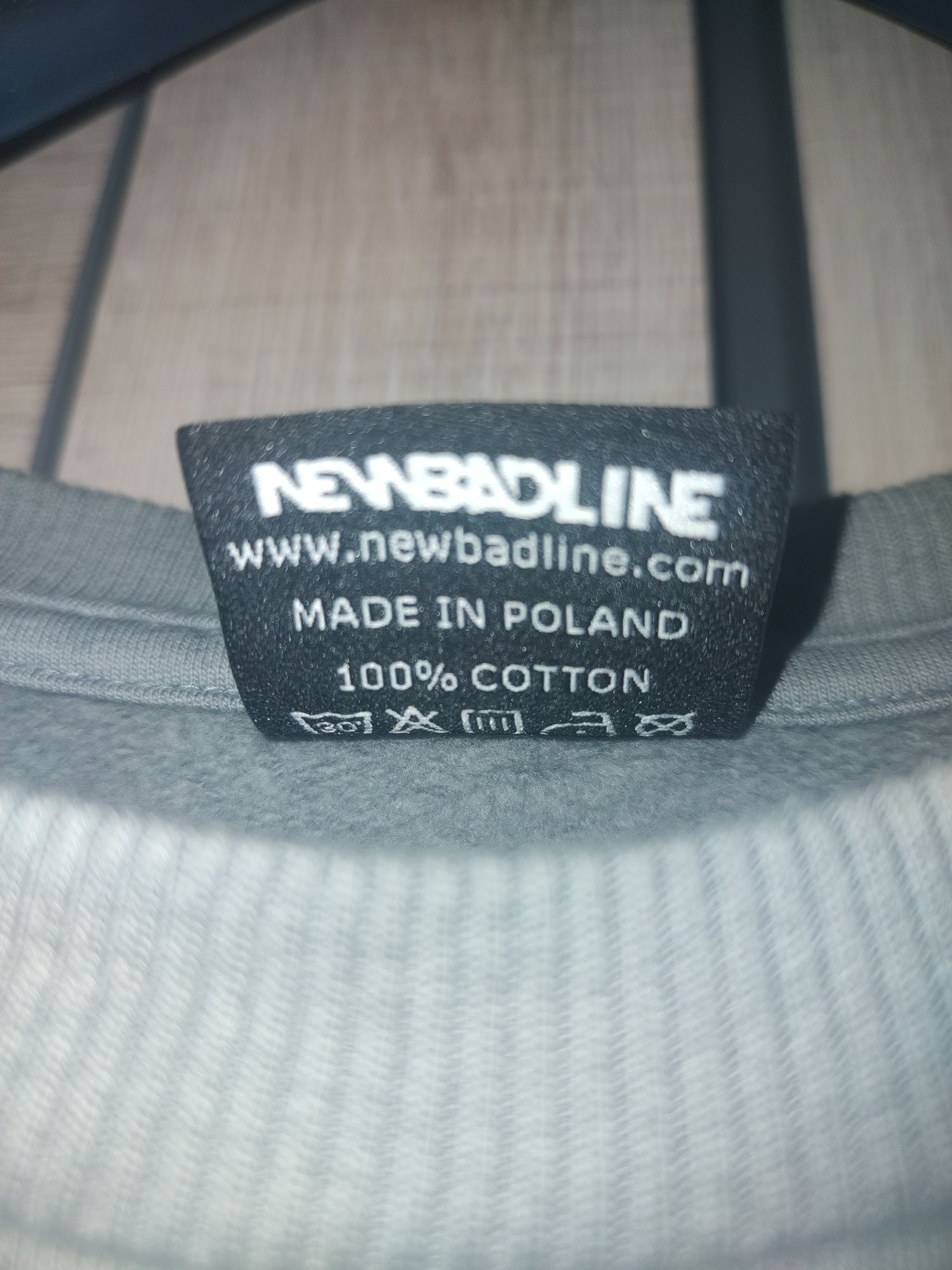 Bluza Newbadline bez kaptura szara r. L