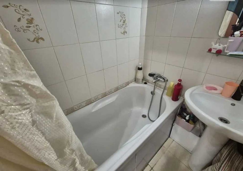 Продам 2 комнатную квартиру на Левобережном-3 (проспект Мира)