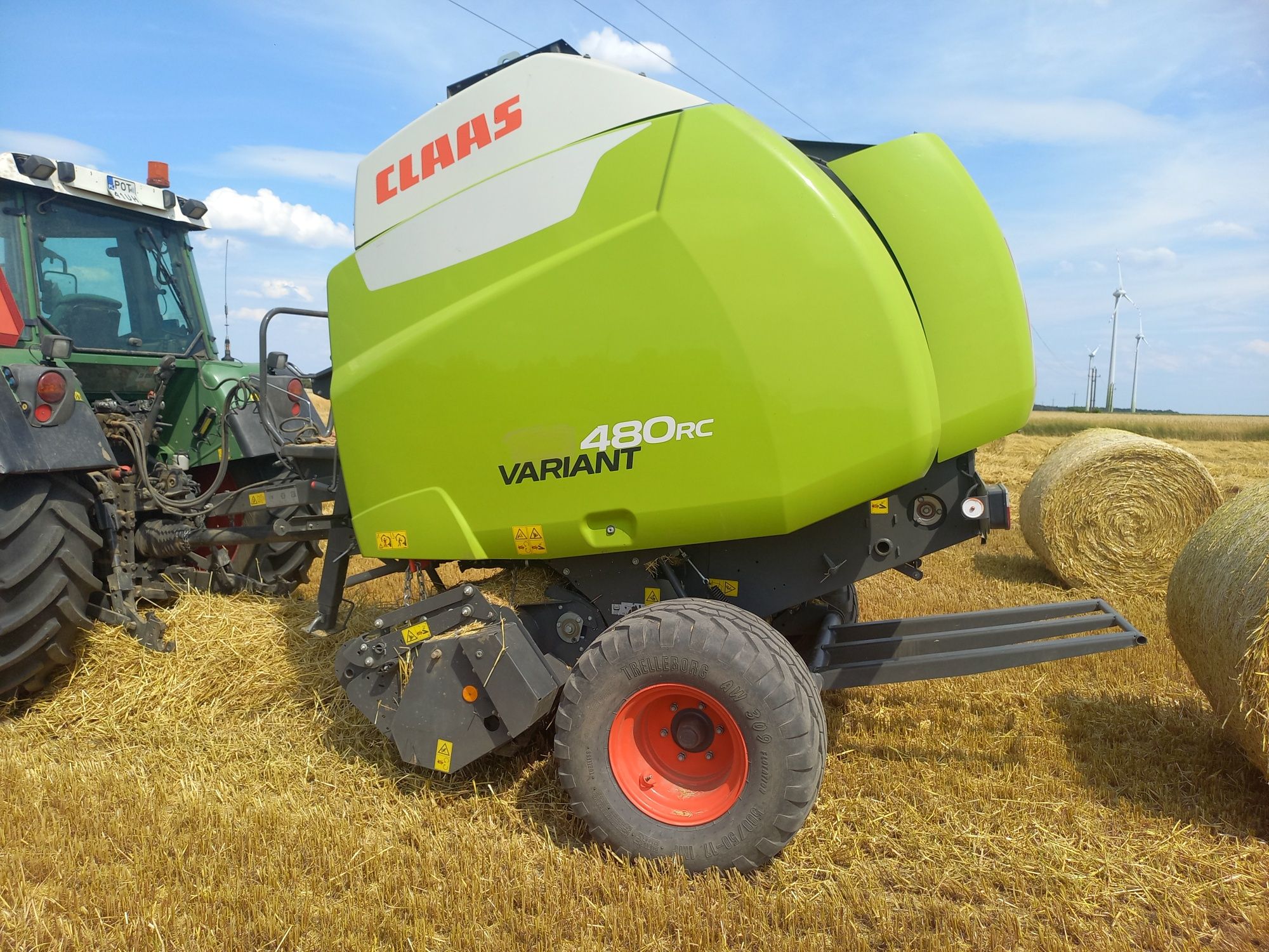 Prasa rolującaca Claas Variant 480RC 22 rok