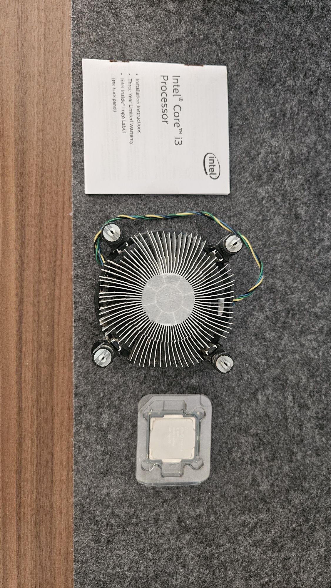 Processador Intel Core i3 8100 + cooler original | 4 núcleos