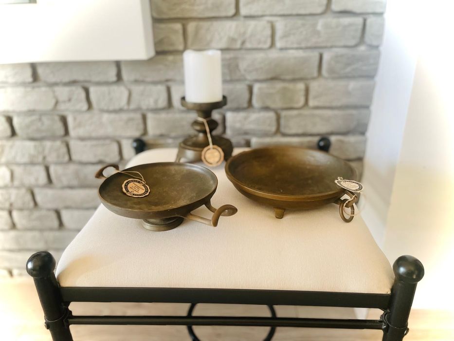 Sygnowany zestaw 3 elementów z brązu.